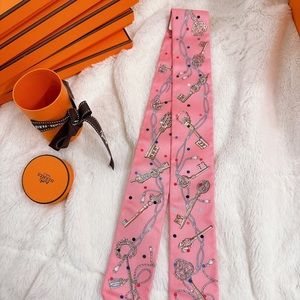 HERMES🍊 Twilly - Les Cles a Pois - pink